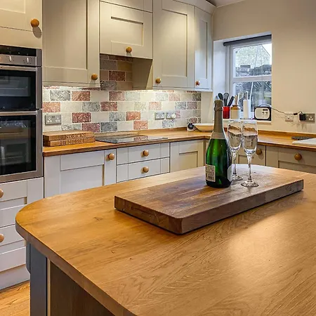 Hendricks * West Witton